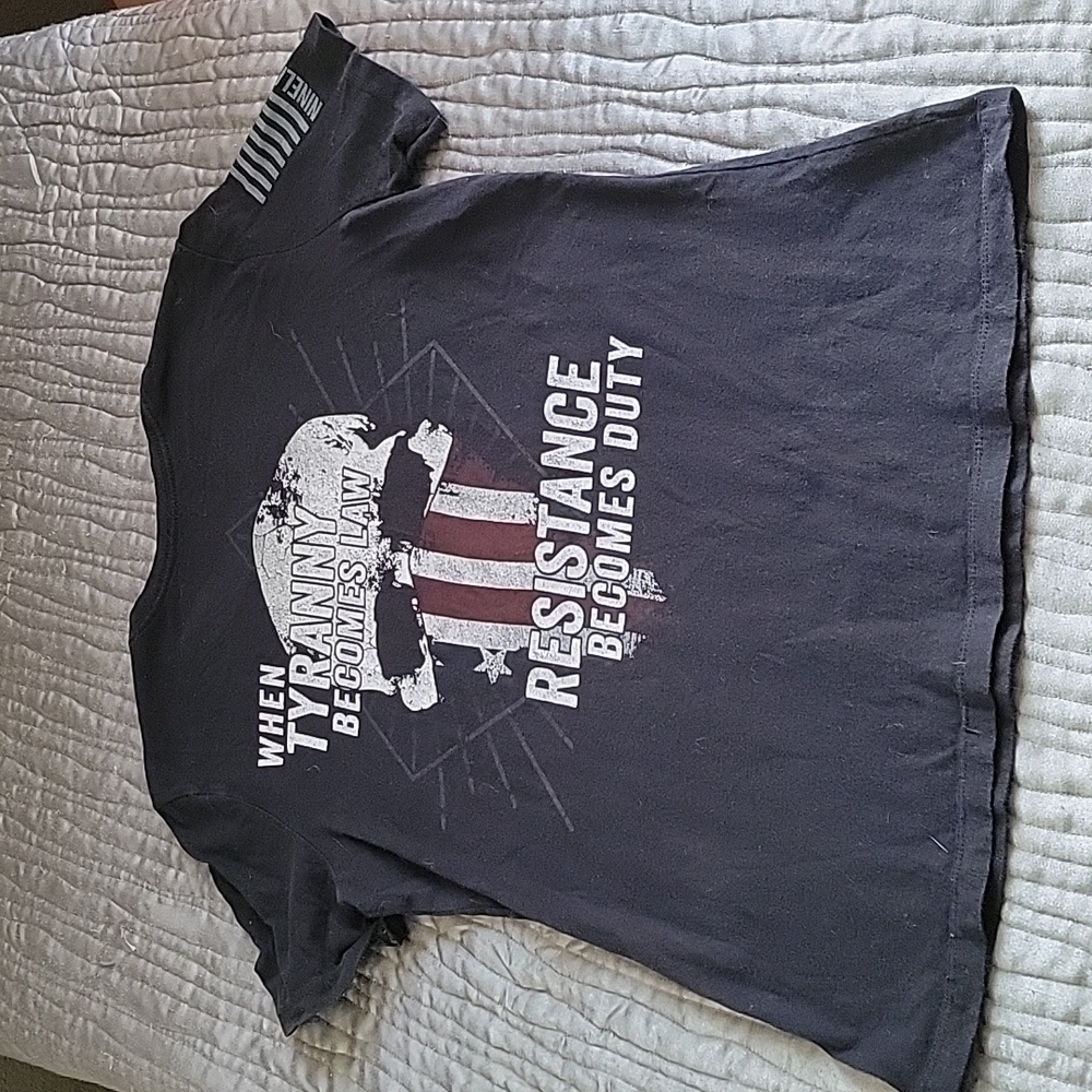 Nine line t-shirt
